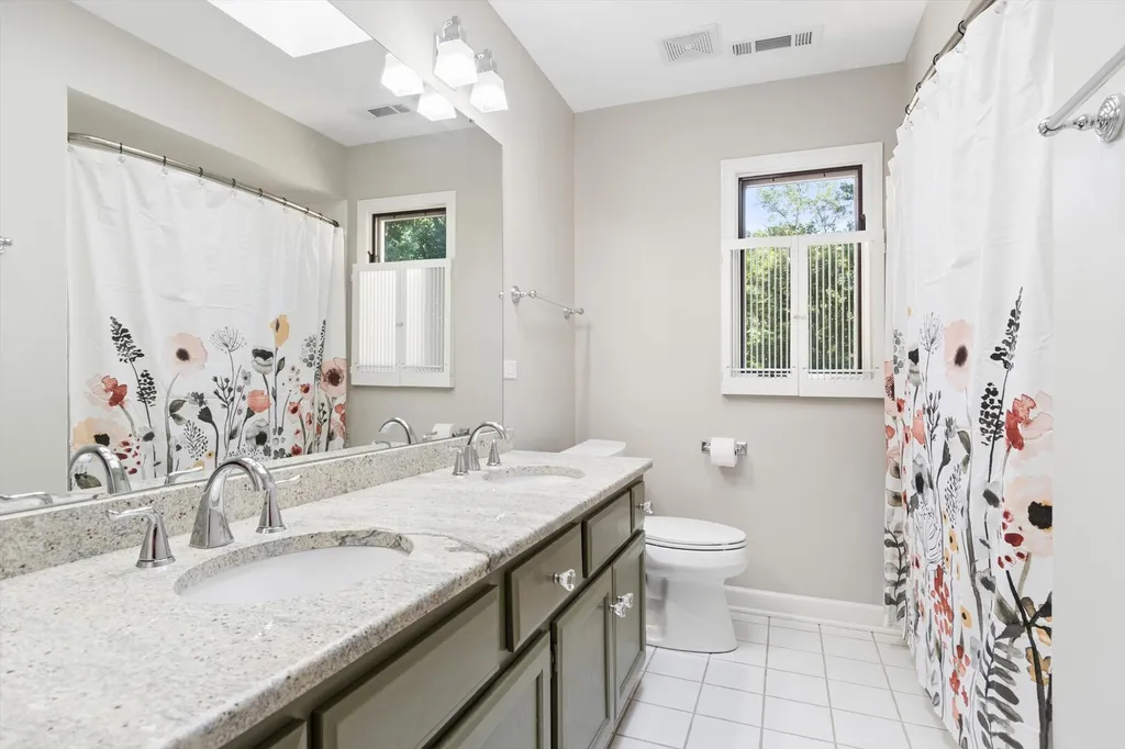 329 Royce Woods Court Naperville IL 60565