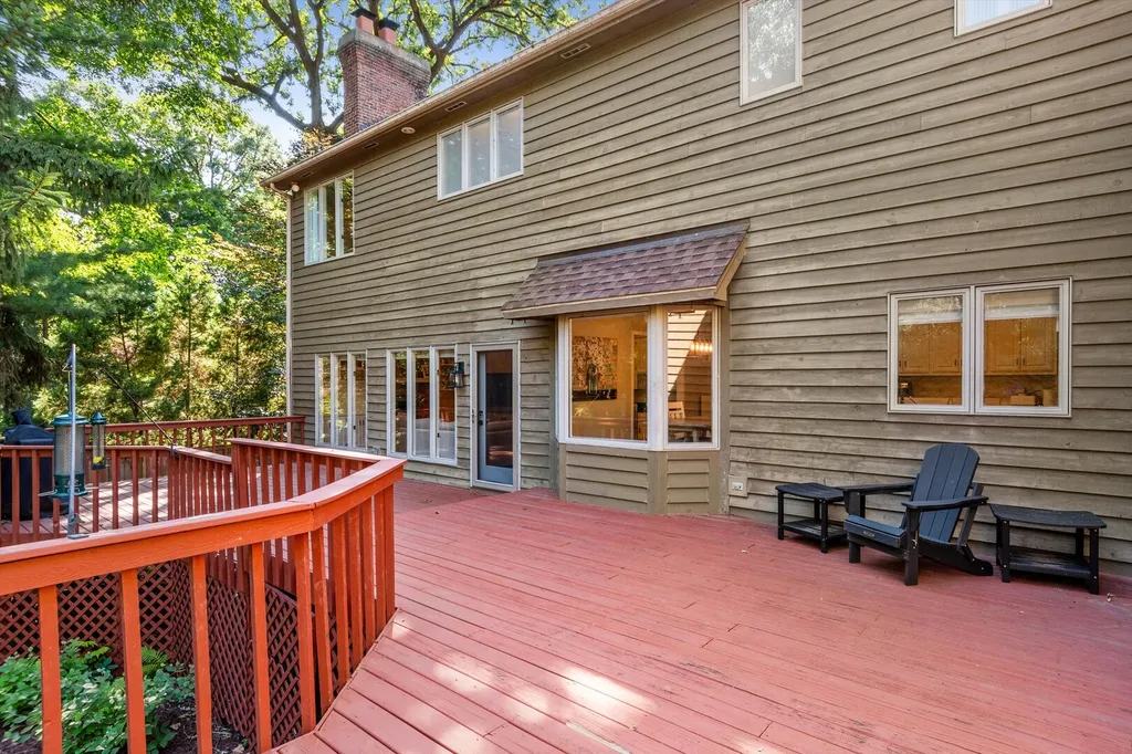 329 Royce Woods Court Naperville IL 60565