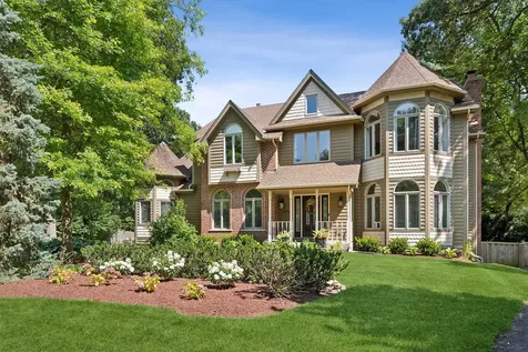 329 Royce Woods Court Naperville IL 60565
