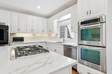 329 Royce Woods Court Naperville IL 60565