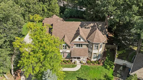 329 Royce Woods Court Naperville IL 60565