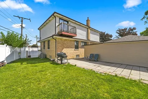 4656 25TH Avenue Schiller Park IL 60176