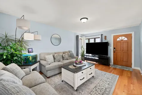 4656 25TH Avenue Schiller Park IL 60176