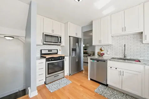 4656 25TH Avenue Schiller Park IL 60176