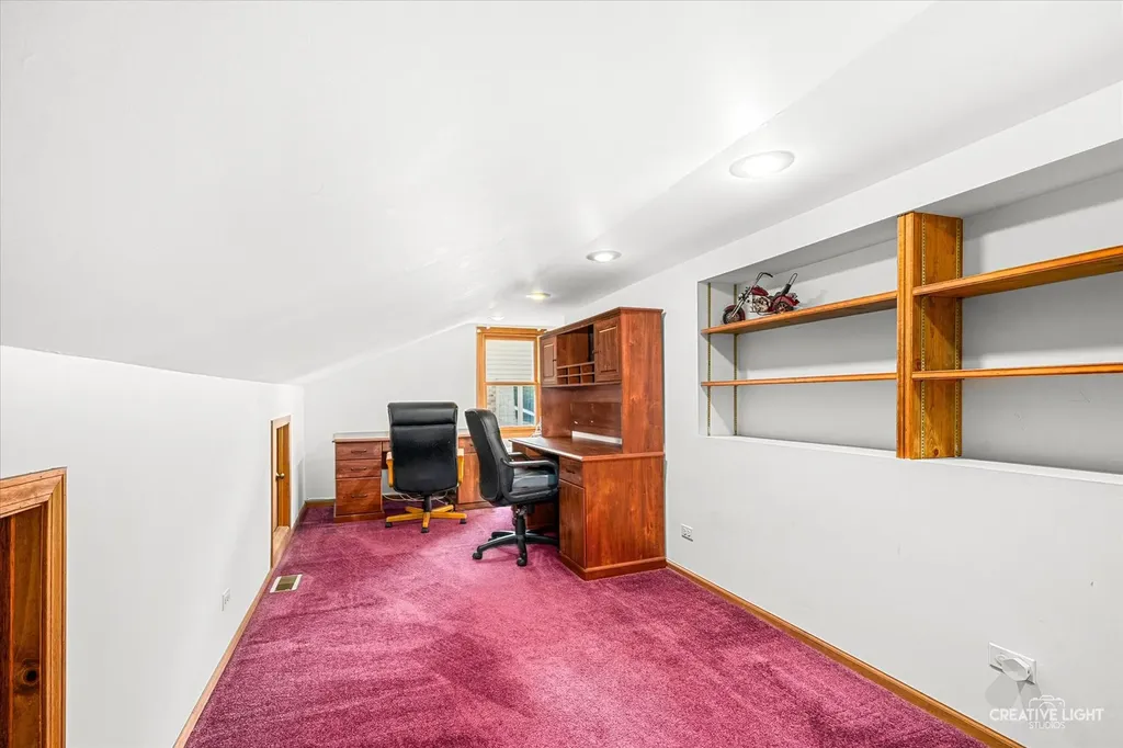 2277 Ridgewood Road Lisle IL 60532