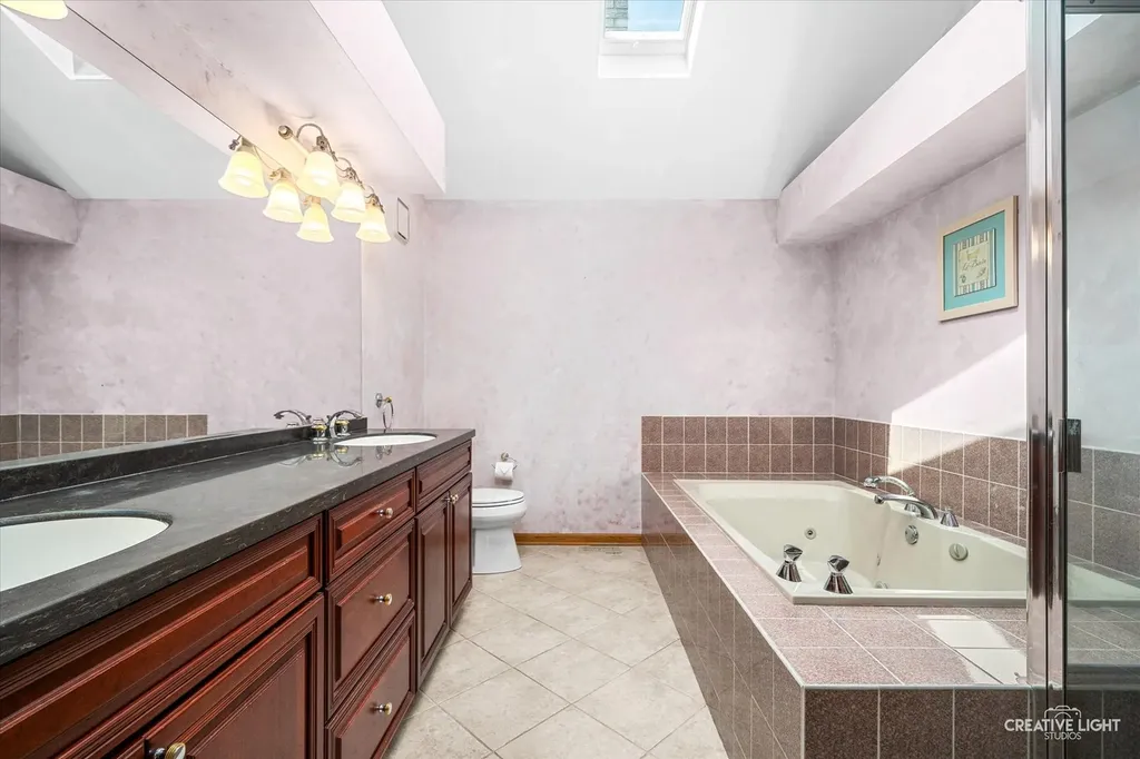 2277 Ridgewood Road Lisle IL 60532