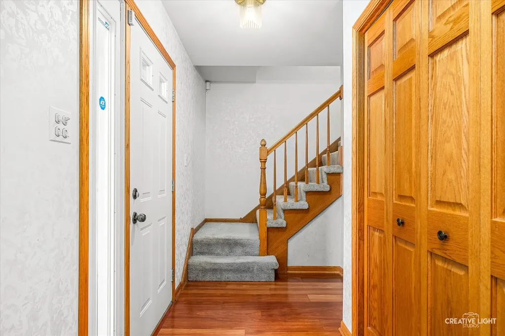 2277 Ridgewood Road Lisle IL 60532