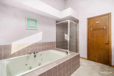 2277 Ridgewood Road Lisle IL 60532