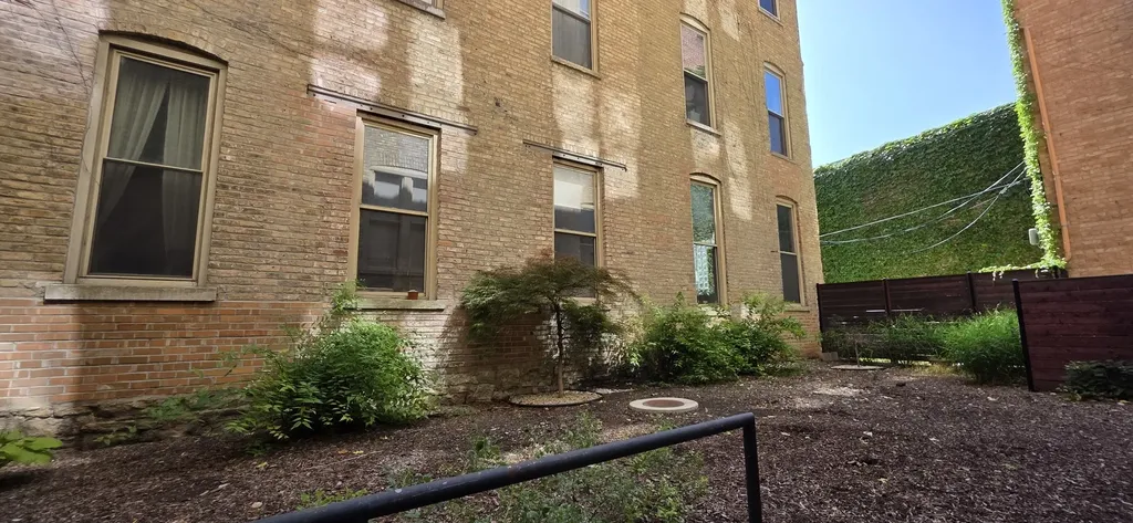 525 North Halsted Street Chicago IL 60642