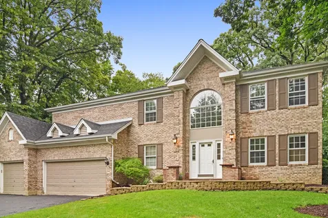21 Arbor Drive Streamwood IL 60107