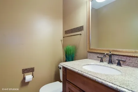 21 Arbor Drive Streamwood IL 60107