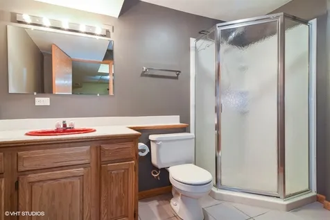 21 Arbor Drive Streamwood IL 60107