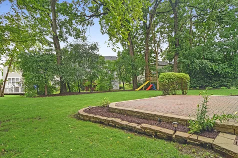 21 Arbor Drive Streamwood IL 60107