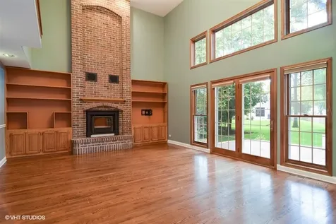 21 Arbor Drive Streamwood IL 60107