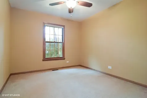21 Arbor Drive Streamwood IL 60107