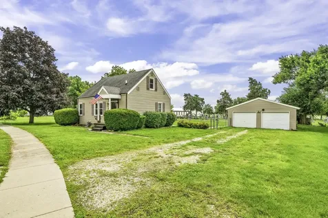 224 Avenue H Avenue Rochelle IL 61068