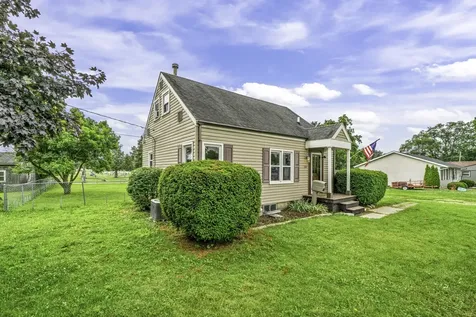 224 Avenue H Avenue Rochelle IL 61068
