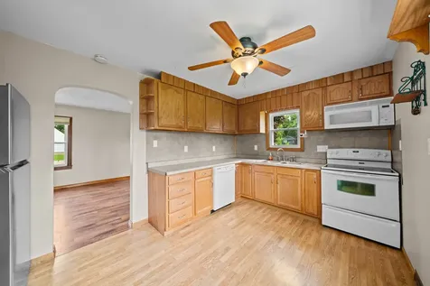224 Avenue H Avenue Rochelle IL 61068