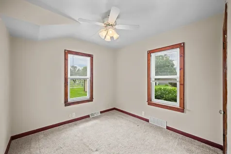 224 Avenue H Avenue Rochelle IL 61068
