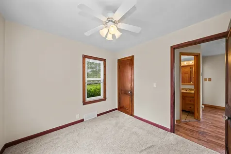 224 Avenue H Avenue Rochelle IL 61068