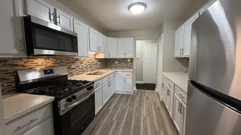 9562 Park Lane Des Plaines IL 60016