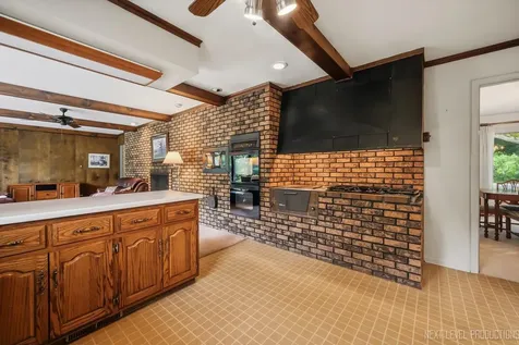 39w390 Juliet Drive Elgin IL 60124