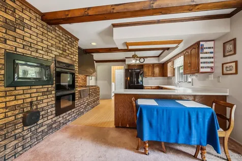 39w390 Juliet Drive Elgin IL 60124