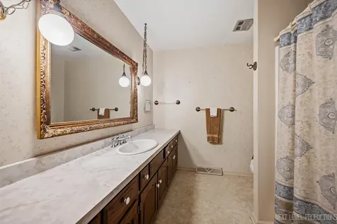 39w390 Juliet Drive Elgin IL 60124