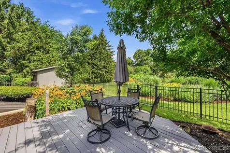 39w390 Juliet Drive Elgin IL 60124