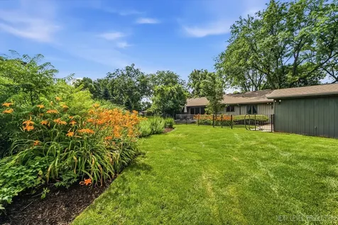 39w390 Juliet Drive Elgin IL 60124