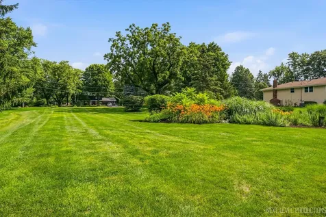 39w390 Juliet Drive Elgin IL 60124