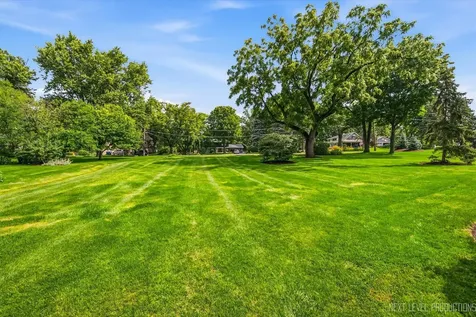 39w390 Juliet Drive Elgin IL 60124