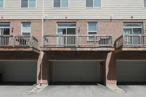 406 Prairie Court Morton Grove IL 60053
