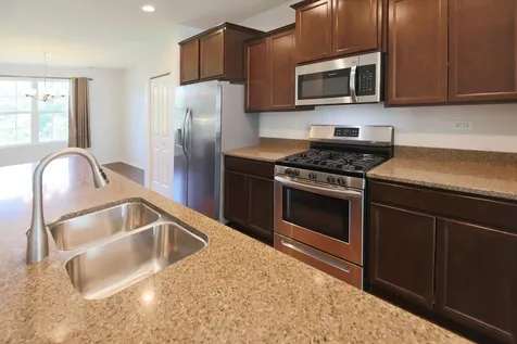 406 Prairie Court Morton Grove IL 60053