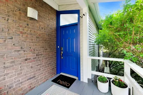 2012 West Estes Avenue Chicago IL 60645