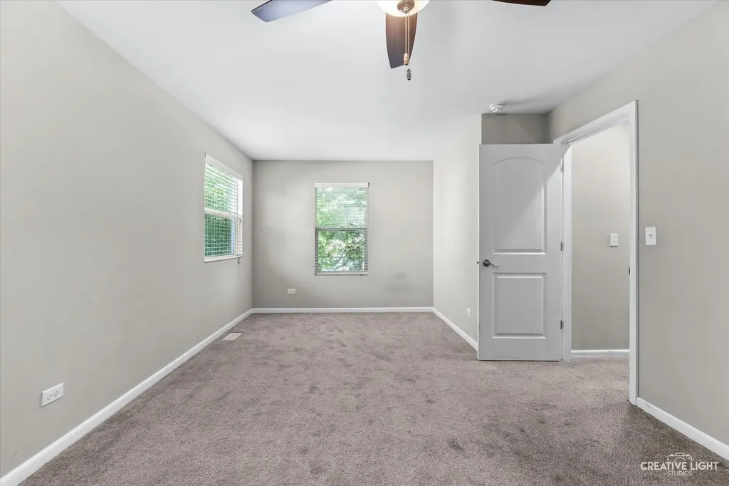 2910 Worcester Lane Aurora IL 60504