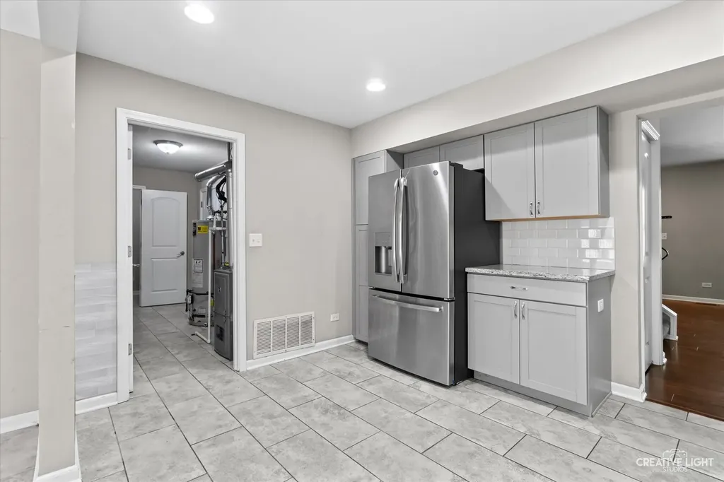 2910 Worcester Lane Aurora IL 60504
