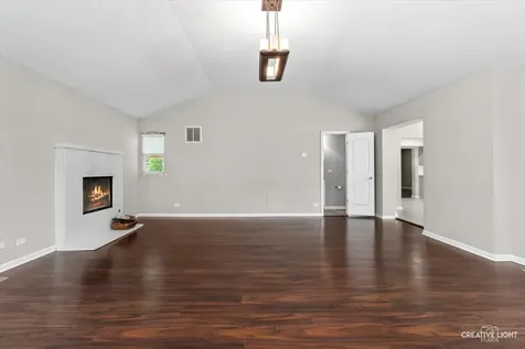 2910 Worcester Lane Aurora IL 60504