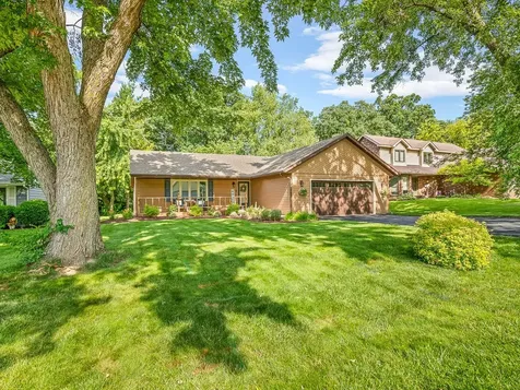 102 North East Centralia Place Poplar Grove IL 61065