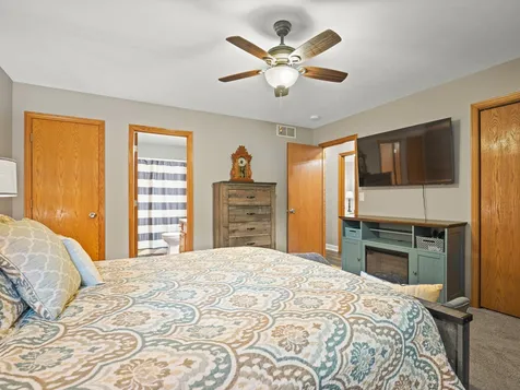 102 North East Centralia Place Poplar Grove IL 61065