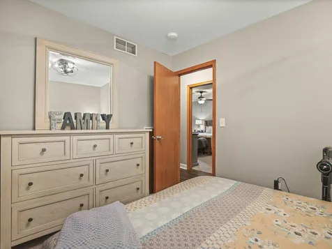 102 North East Centralia Place Poplar Grove IL 61065