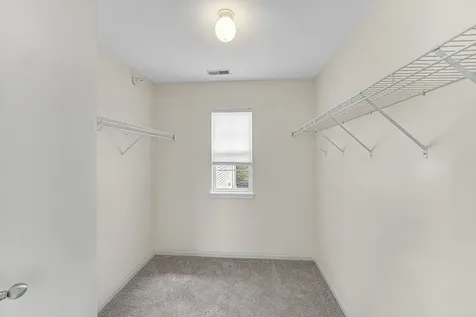 2588 Dickens Court Aurora IL 60503