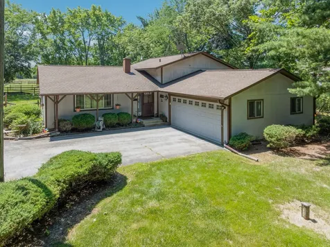 46W989 Kelley Road Hampshire IL 60140