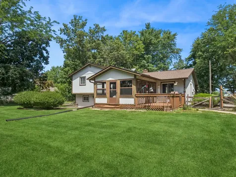 46W989 Kelley Road Hampshire IL 60140