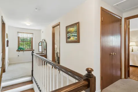 562 East Carpenter Drive Palatine IL 60074