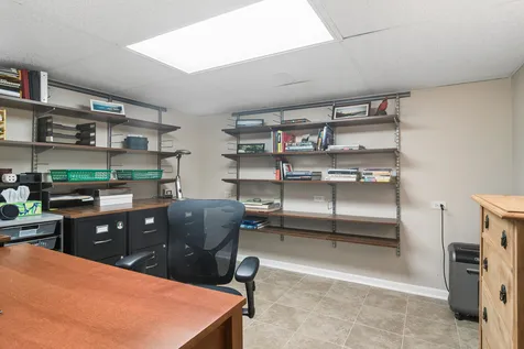 562 East Carpenter Drive Palatine IL 60074