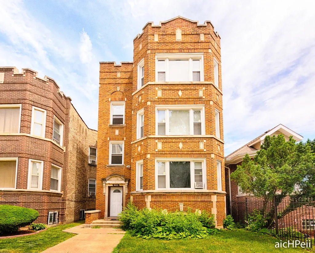 8023 South Wood Street Chicago IL 60620