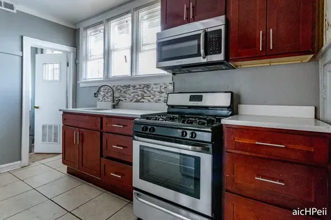 8023 South Wood Street Chicago IL 60620