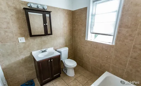 8023 South Wood Street Chicago IL 60620