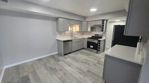 1688 Queensbury Circle Hoffman Estates IL 60169
